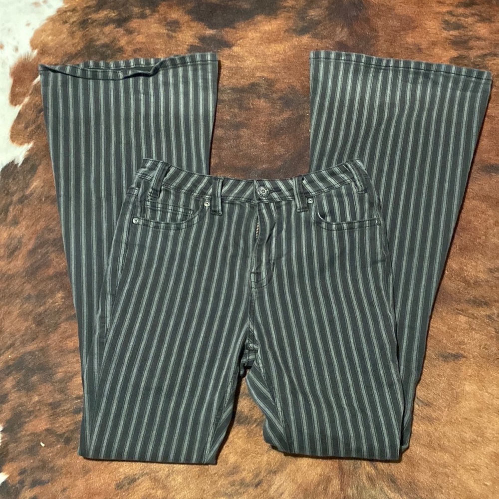 rock and roll flares